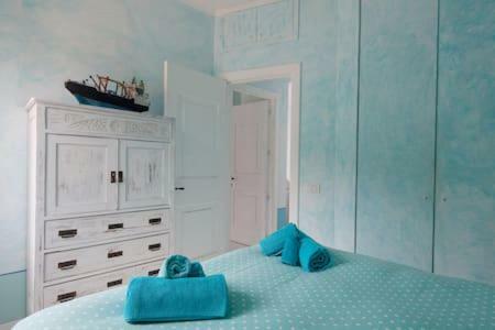 Apt. With An Exciting View Monterosso al Mare Luaran gambar