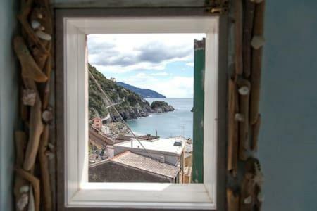 Apt. With An Exciting View Monterosso al Mare Luaran gambar