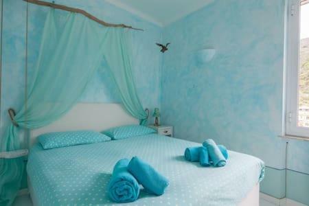 Apt. With An Exciting View Monterosso al Mare Luaran gambar